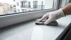 Čistý parapet bez škrabancov: jednoduché metódy, o ktorých nevedia všetci